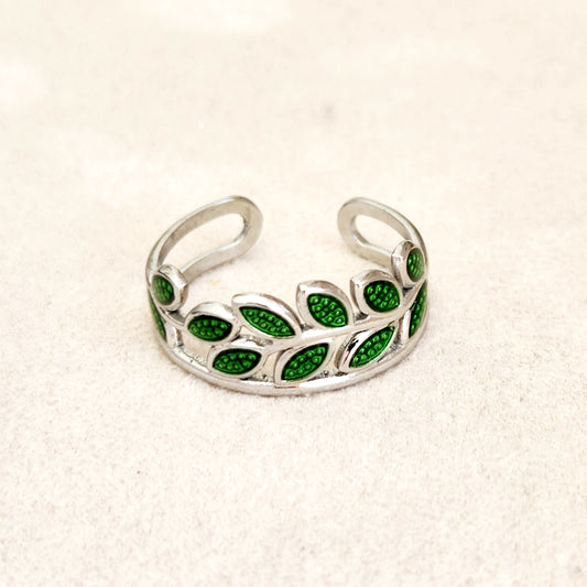 Green Leaf Ring